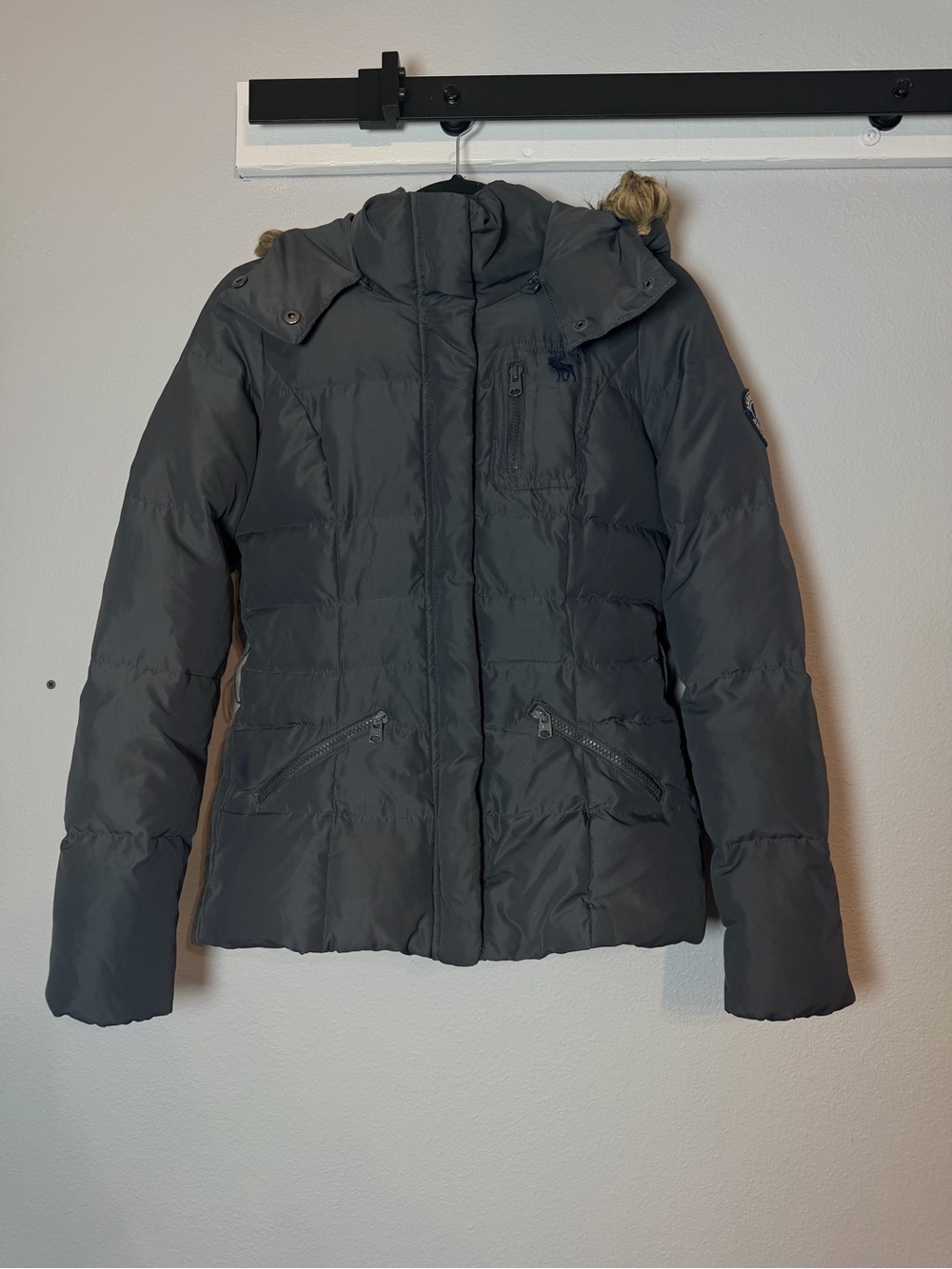 Abercrombie & Fitch Y2K Down Feather Puffer Coat XS Gray Fur Trim Hood